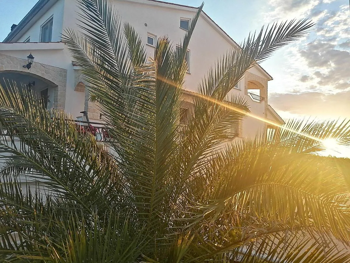 Apartments Tina Pula